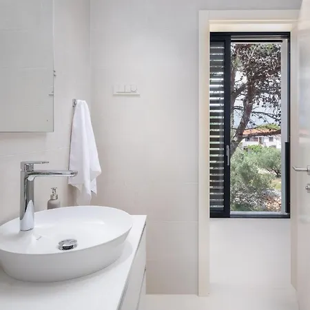 Appartement 1 Bedroom Awesome In