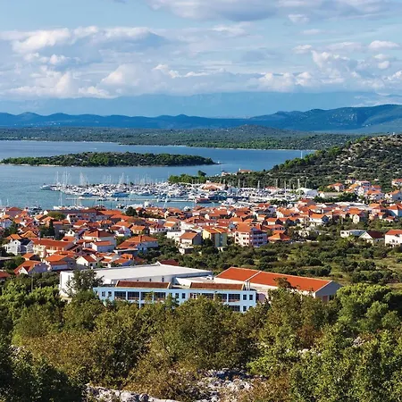 Cozy In With Wifi Betina (Sibenik-Knin)