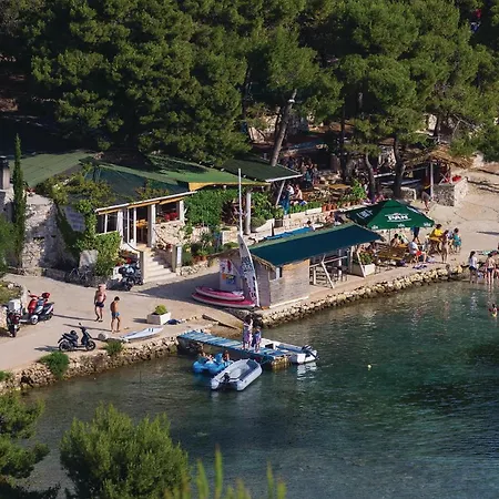 1 Bedroom Awesome In アパート