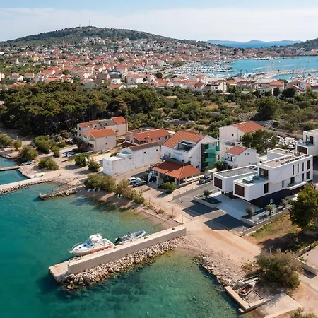 1 Bedroom Awesome In アパート ベティナ