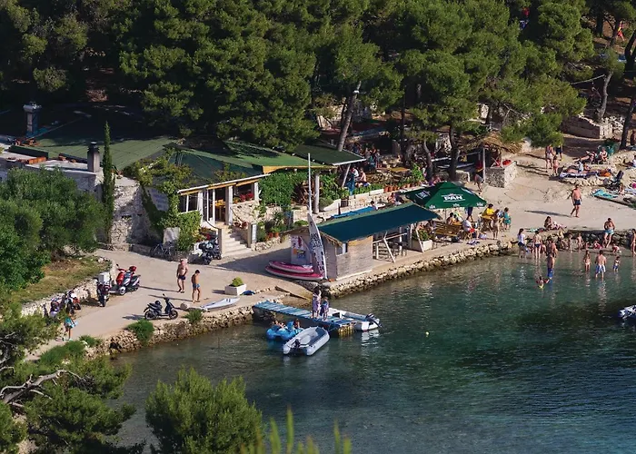 1 Bedroom Awesome In Apartman